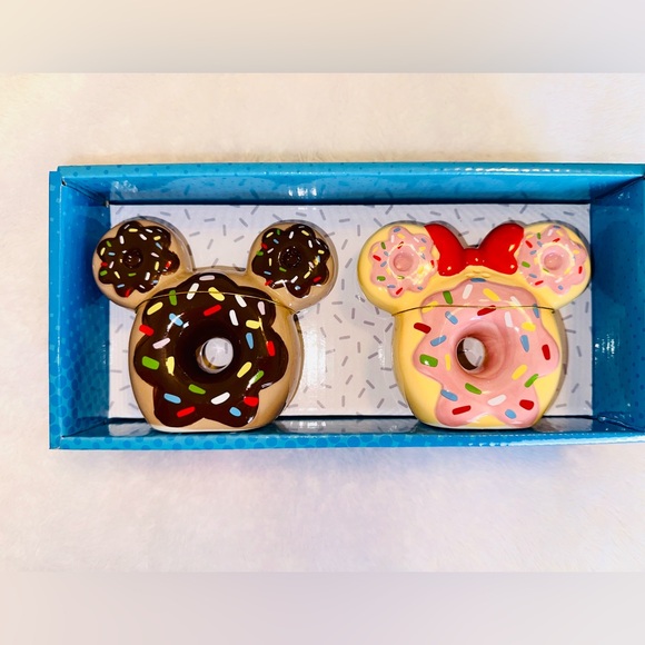 NWT Disney Salt & Pepper Shaker Set - Picture 2 of 5
